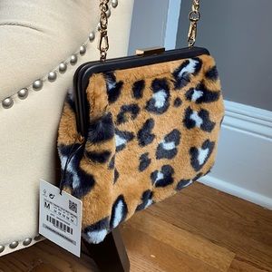 Fun fun leopard print bag